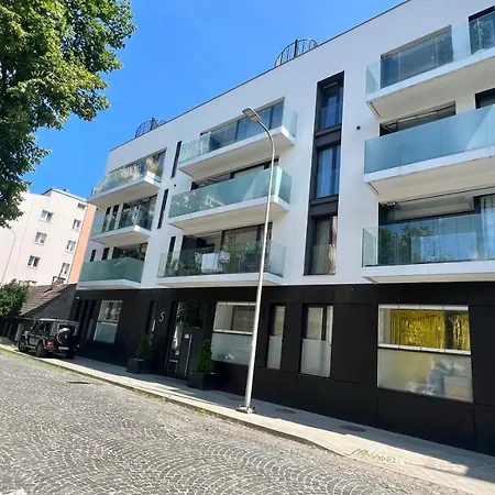 Mily Poranek - Slonce, Mewy, Doskonala Kawa * グディニャ