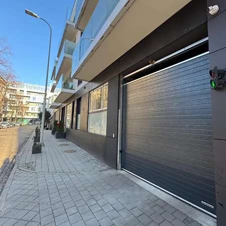 Mily Poranek - Slonce, Mewy, Doskonala Kawa *