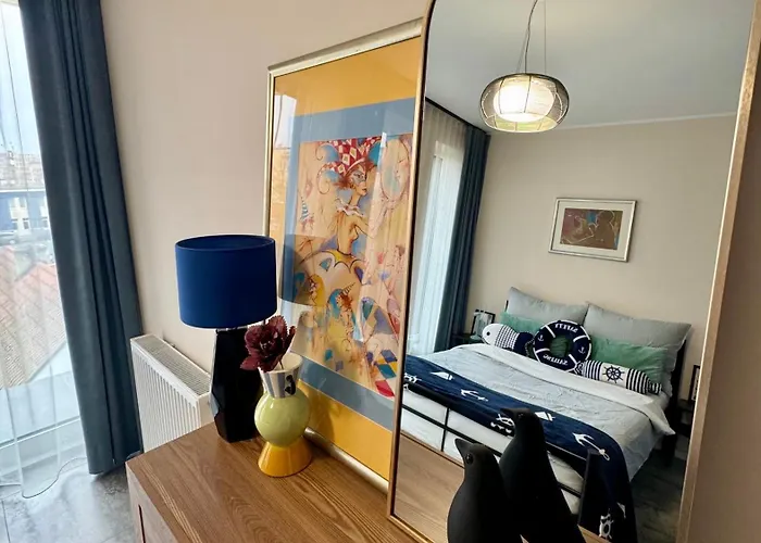 Mily Poranek - Slonce, Mewy, Doskonala Kawa